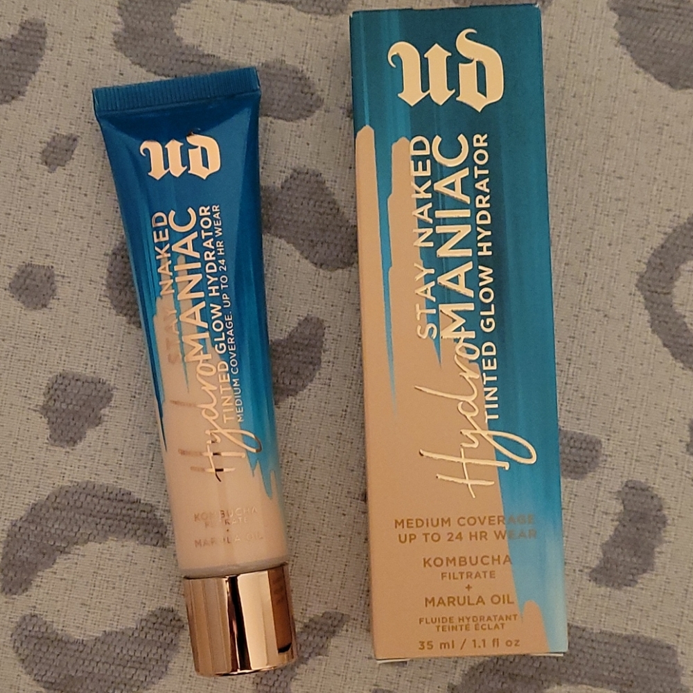 Urban Decay Stay Naked Hydromaniac Tinted Moisturi